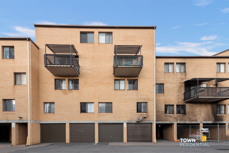 16/31 Disney Court, BELCONNEN  ACT  2617