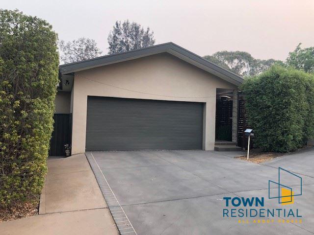 8A Hepburn Place, KAMBAH  ACT  2902