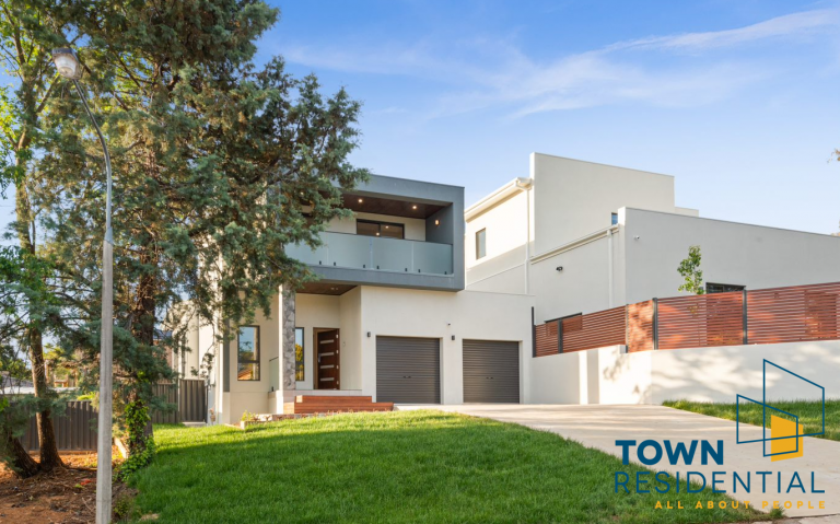 13 Mirrabucca Crescent, GIRALANG  ACT  2617