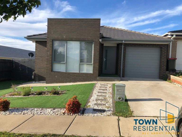 4 Madi Way, NGUNNAWAL  ACT  2913