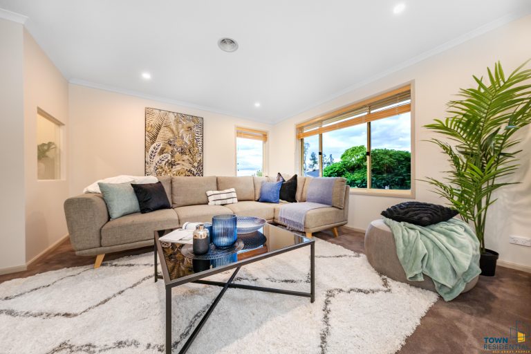 35 Nicholii Loop, JERRABOMBERRA  NSW  2619