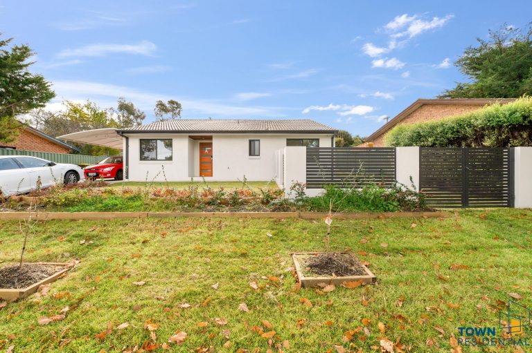 76A Hambidge crescent, CHISHOLM  ACT  2905