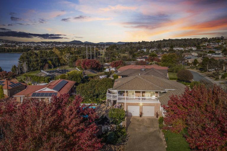 13 Gorman Crescent, NICHOLLS  ACT  2913