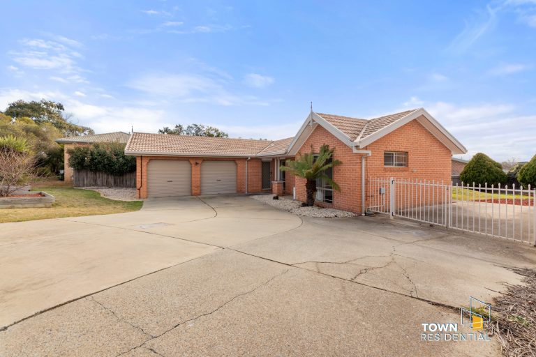 3 Figg Place, PALMERSTON  ACT  2913