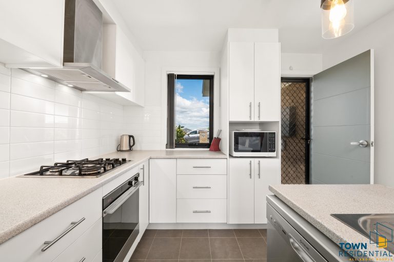 59 Woodward Loop, TAYLOR  ACT  2913