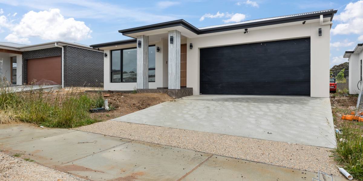 6 Nell Edeson Street, TAYLOR, ACT 2913 AUS