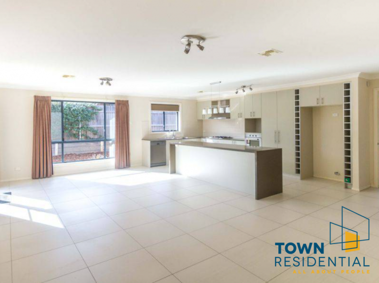 9 Flagstone Street, HARRISON  ACT  2914