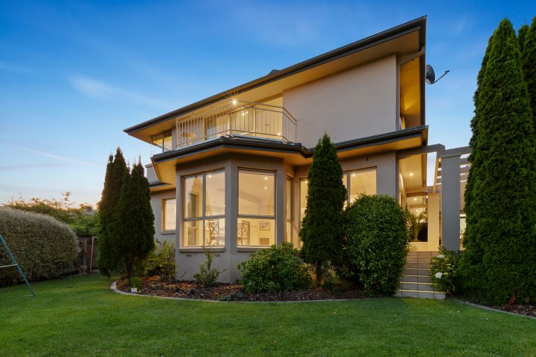 10 Viner Place, NICHOLLS  ACT  2913