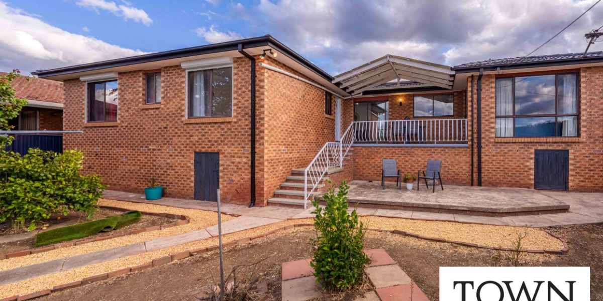 15 Hadleigh Circuit, ISABELLA PLAINS, ACT 2905 AUS