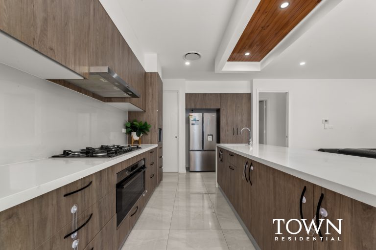 4 Nethercote Street, TAYLOR  ACT  2913