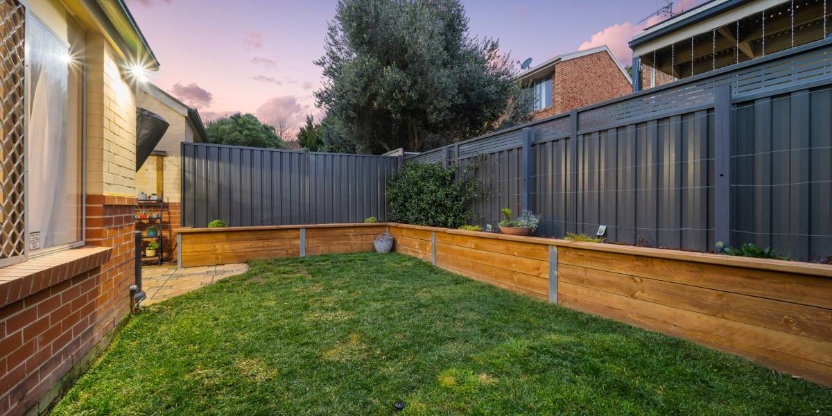 2 Watchorn Close, HOLT, ACT 2615 AUS