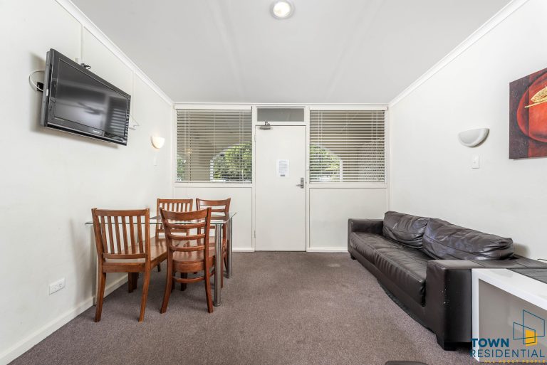 23/47 McMillan Crescent, GRIFFITH  ACT  2603
