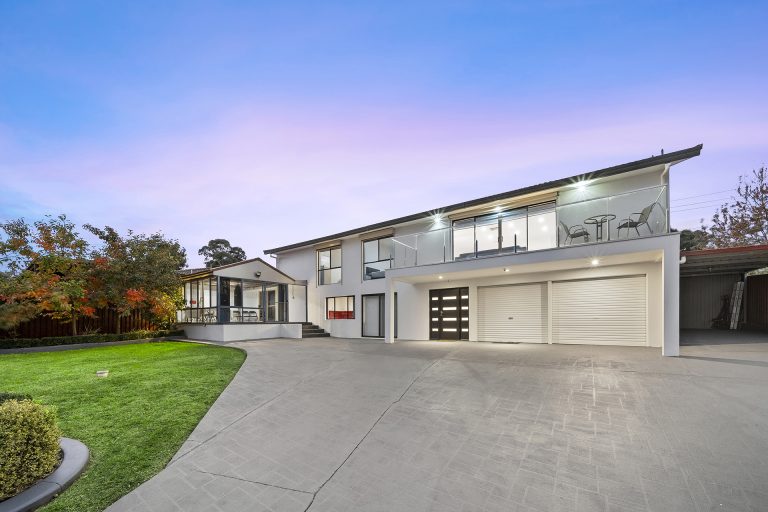 13 Kinalung Place, GIRALANG  ACT  2617