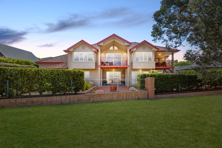23 Fitzsimmons Street, NICHOLLS  ACT  2913