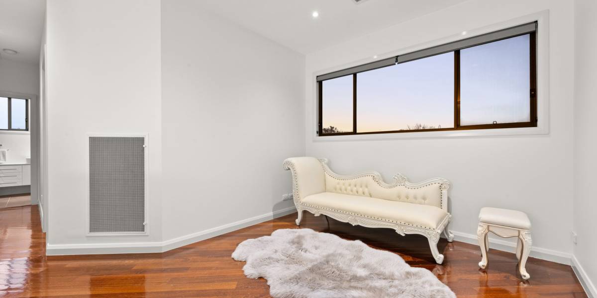 26 Jeanne Young Circuit, MCKELLAR, ACT 2617 AUS