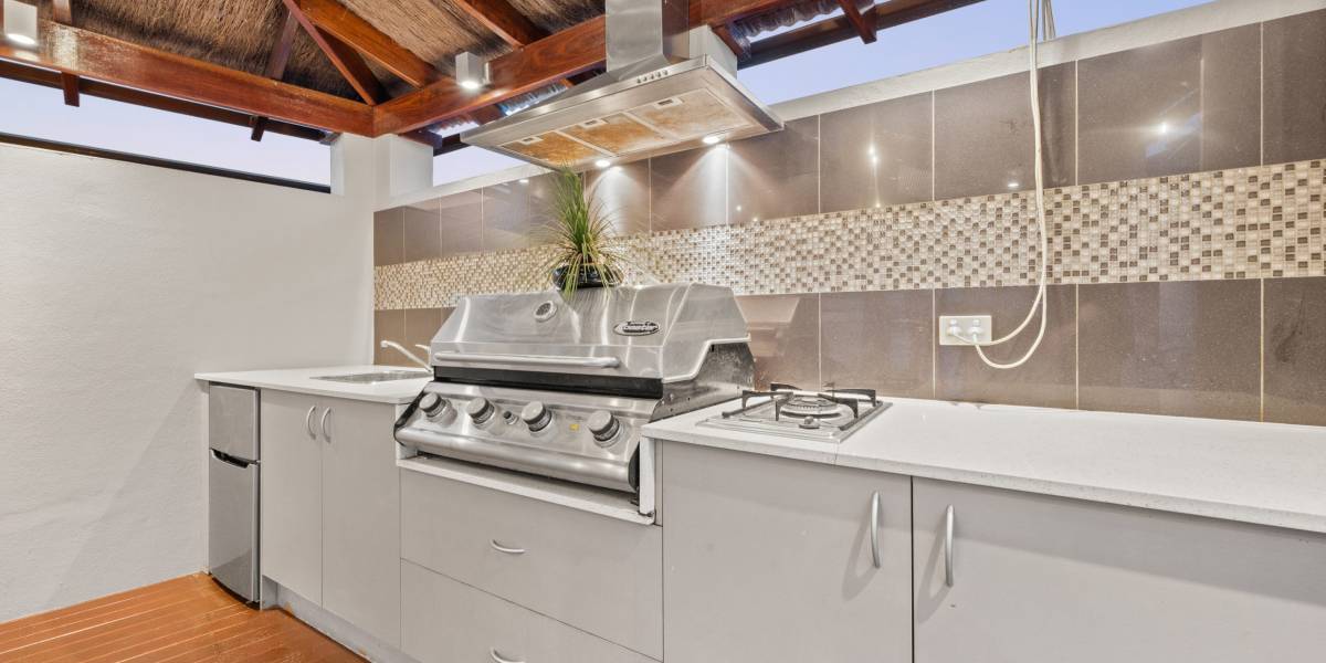26 Jeanne Young Circuit, MCKELLAR, ACT 2617 AUS