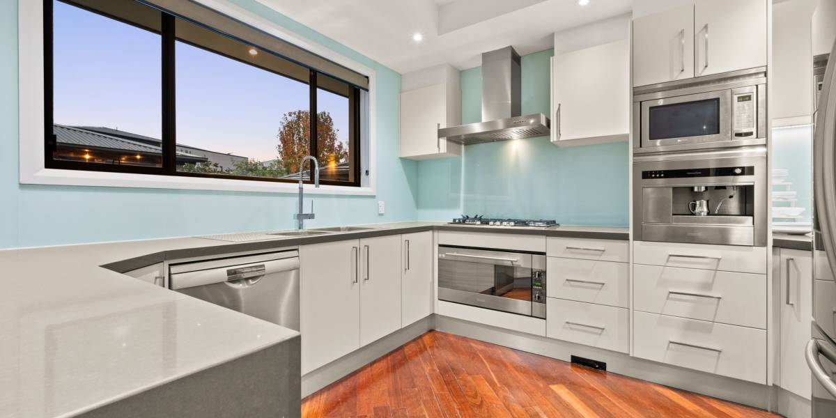 26 Jeanne Young Circuit, MCKELLAR, ACT 2617 AUS