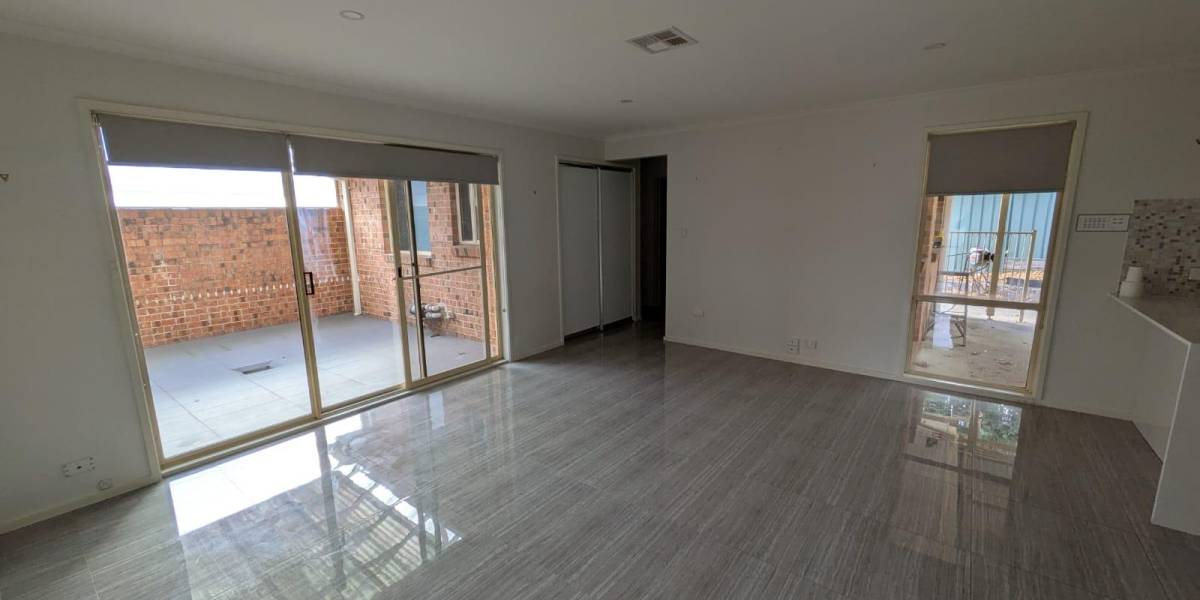 10 Ringrose Crescent, ISAACS, ACT 2607 AUS
