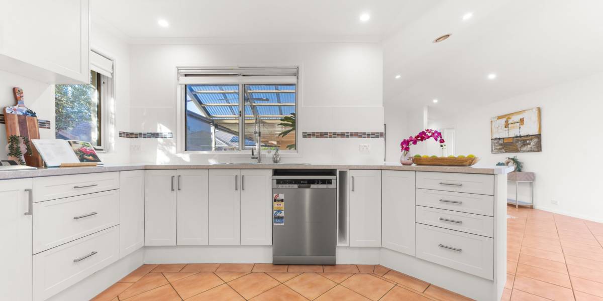 33 Delma View, GUNGAHLIN, ACT 2912 AUS
