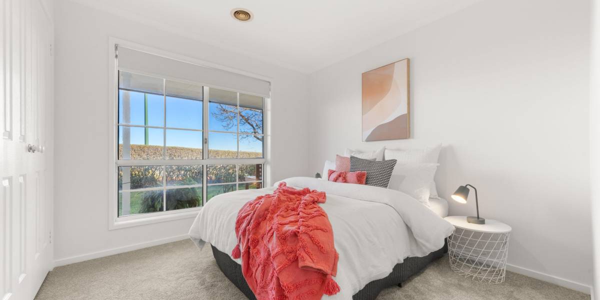 33 Delma View, GUNGAHLIN, ACT 2912 AUS