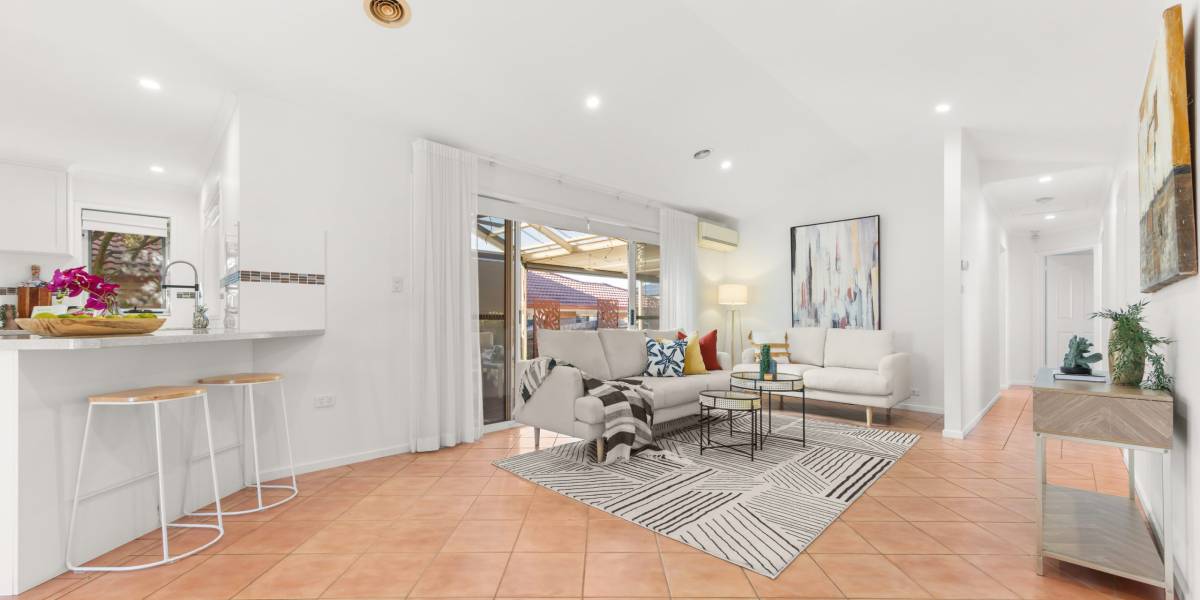 33 Delma View, GUNGAHLIN, ACT 2912 AUS