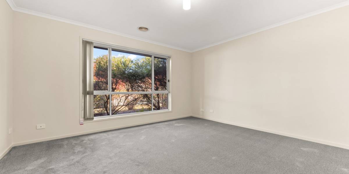 33 Ruth Bedford Street, FRANKLIN, ACT 2913 AUS