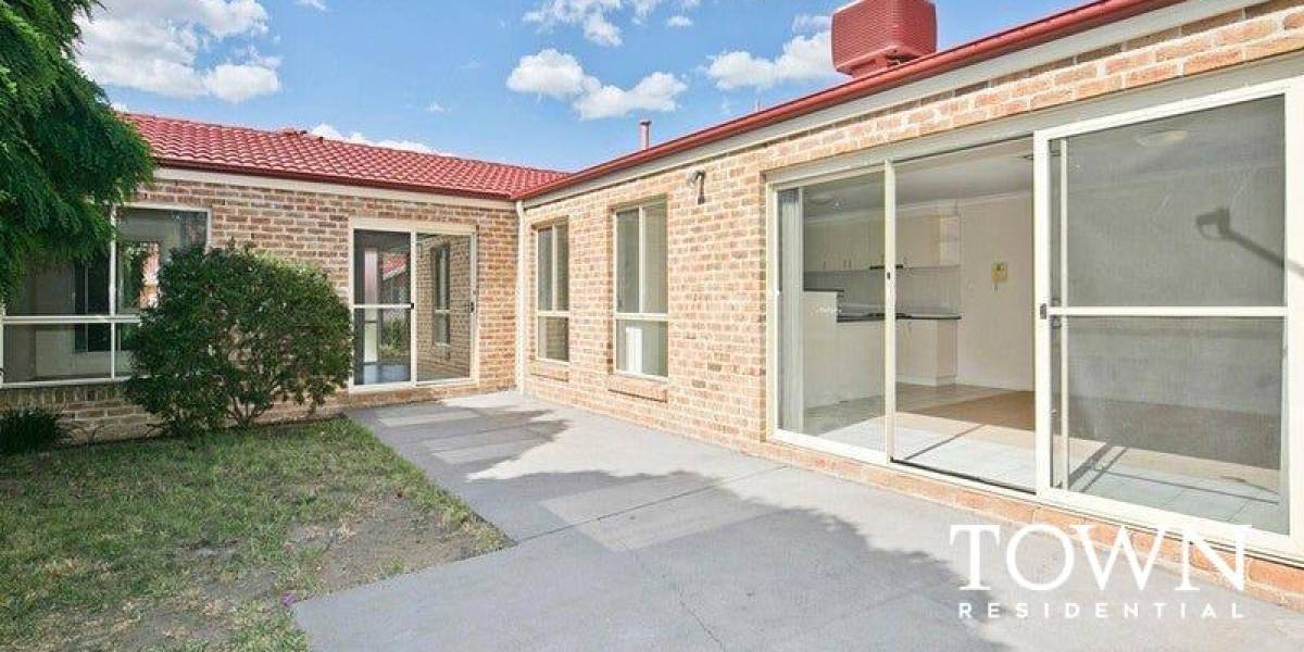 90 Ayrton Street, GUNGAHLIN, ACT 2912 AUS