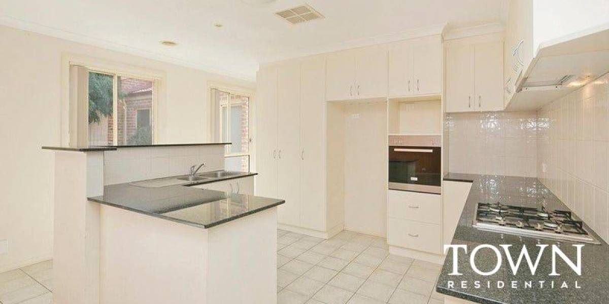 90 Ayrton Street, GUNGAHLIN, ACT 2912 AUS