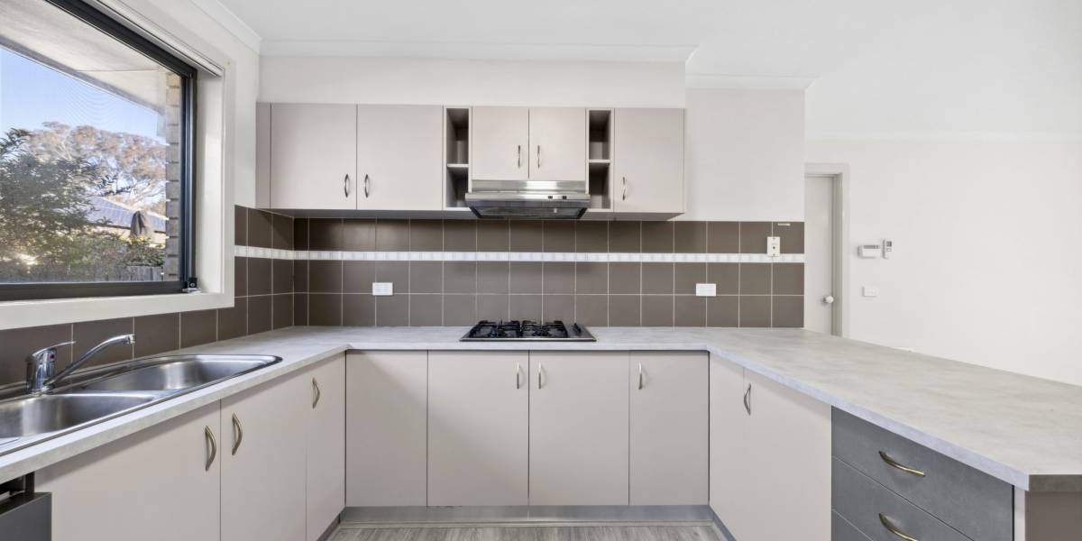 18 Cooloola Street, AMAROO, ACT 2914 AUS