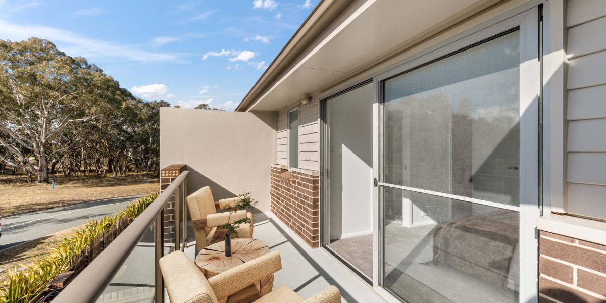 2/33 Ronald Walker Street, CASEY, ACT 2913 AUS