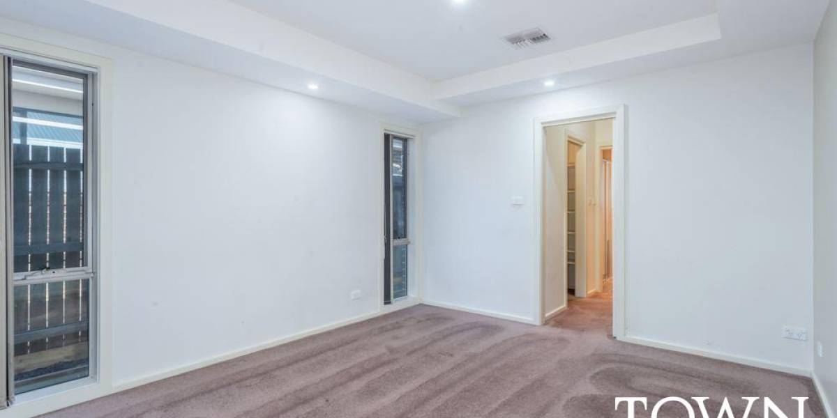 1 Mcgowan Crescent, GOOGONG, NSW 2620 AUS
