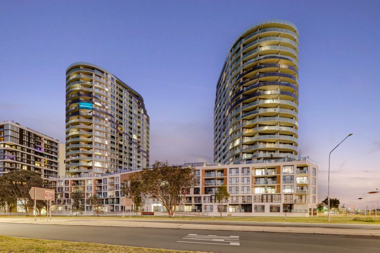 227/1 Anthony Rolfe Avenue, GUNGAHLIN  ACT  2912