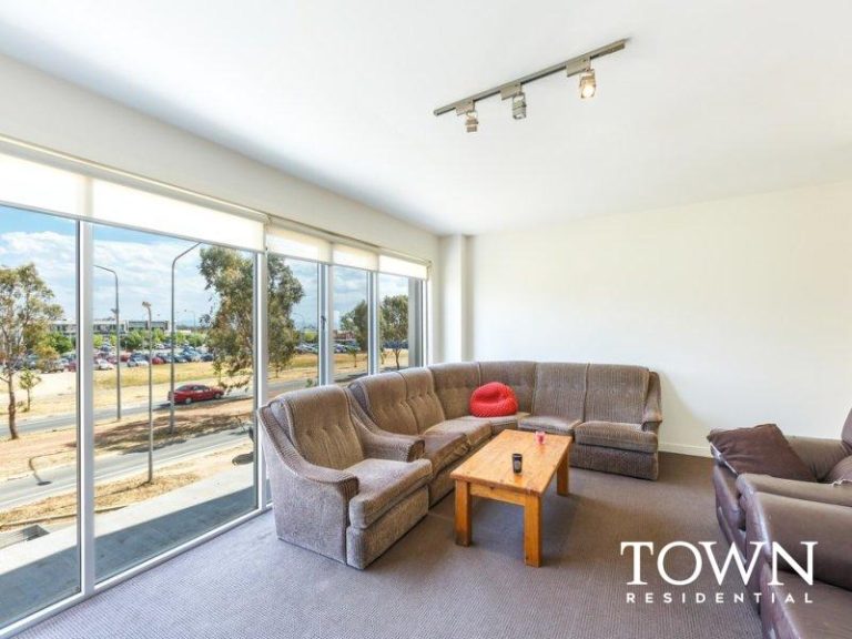 5/67 Anthony Rolfe Avenue, GUNGAHLIN  ACT  2912