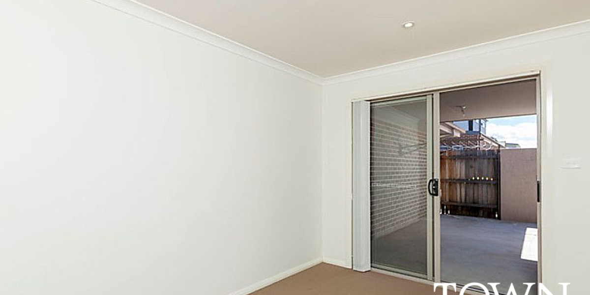 104A Gwen Meredith Loop, FRANKLIN, ACT 2913 AUS
