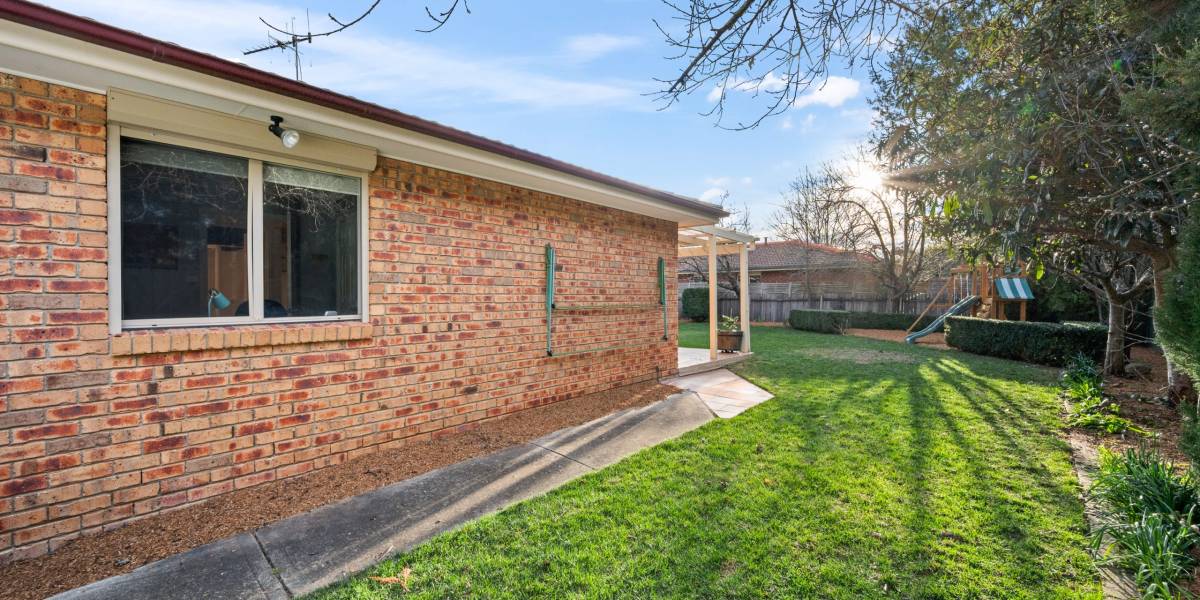 43 Freda Bennett Circuit, NICHOLLS, ACT 2913 AUS