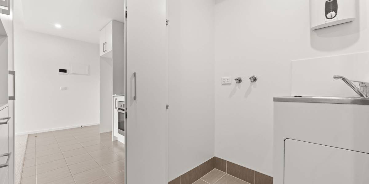 2/2 Hinder Street, GUNGAHLIN, ACT 2912 AUS