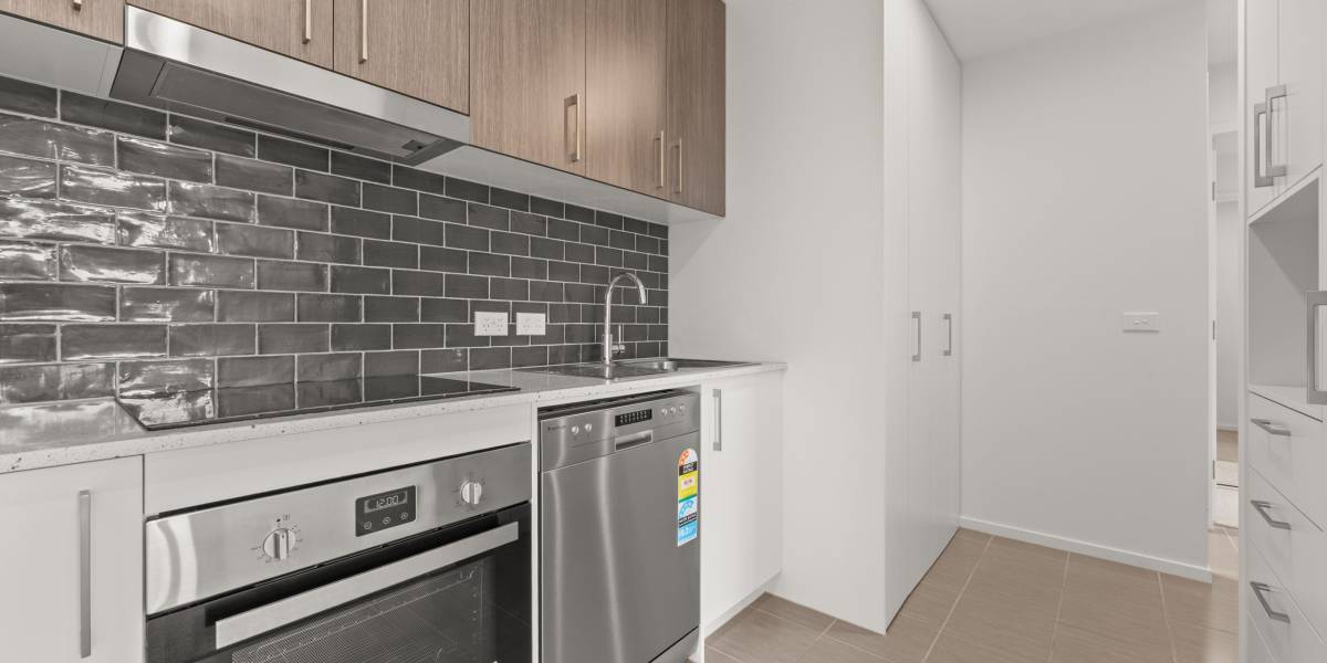 2/2 Hinder Street, GUNGAHLIN, ACT 2912 AUS