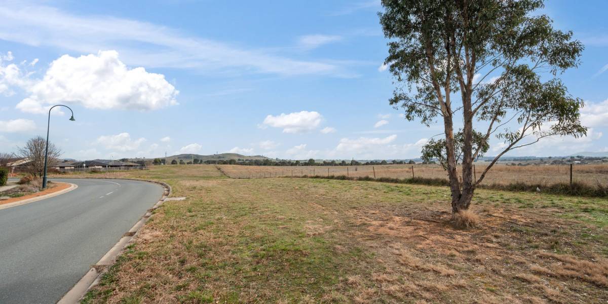 15/204 Macfarlane Burnet Avenue, MACGREGOR, ACT 2615 AUS