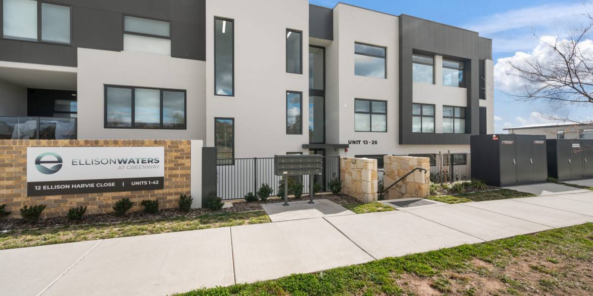 16/12 Ellison Harvie Close, GREENWAY, ACT 2900 AUS