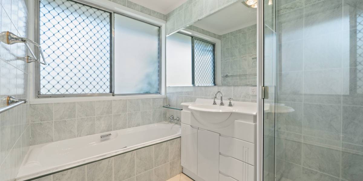 31 Broadby Close, SPENCE, ACT 2615 AUS