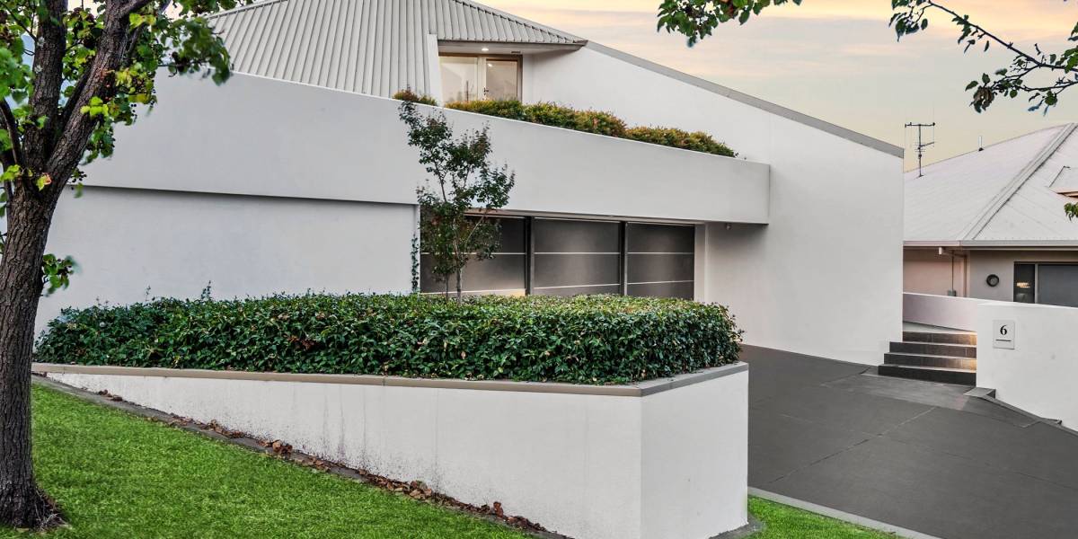 6 Kuhn Place, NICHOLLS, ACT 2913 AUS