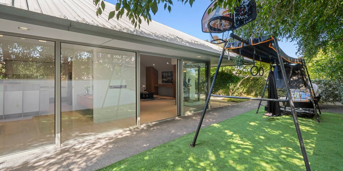 6 Kuhn Place, NICHOLLS, ACT 2913 AUS