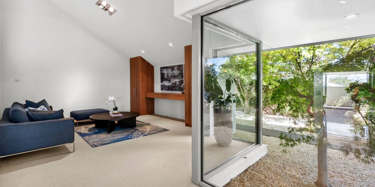 6 Kuhn Place, NICHOLLS, ACT 2913 AUS