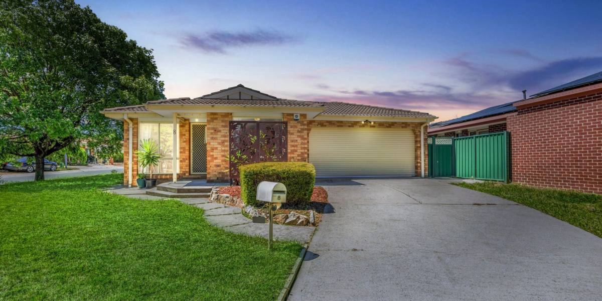 8 Mundang Crescent, NGUNNAWAL, ACT 2913 AUS