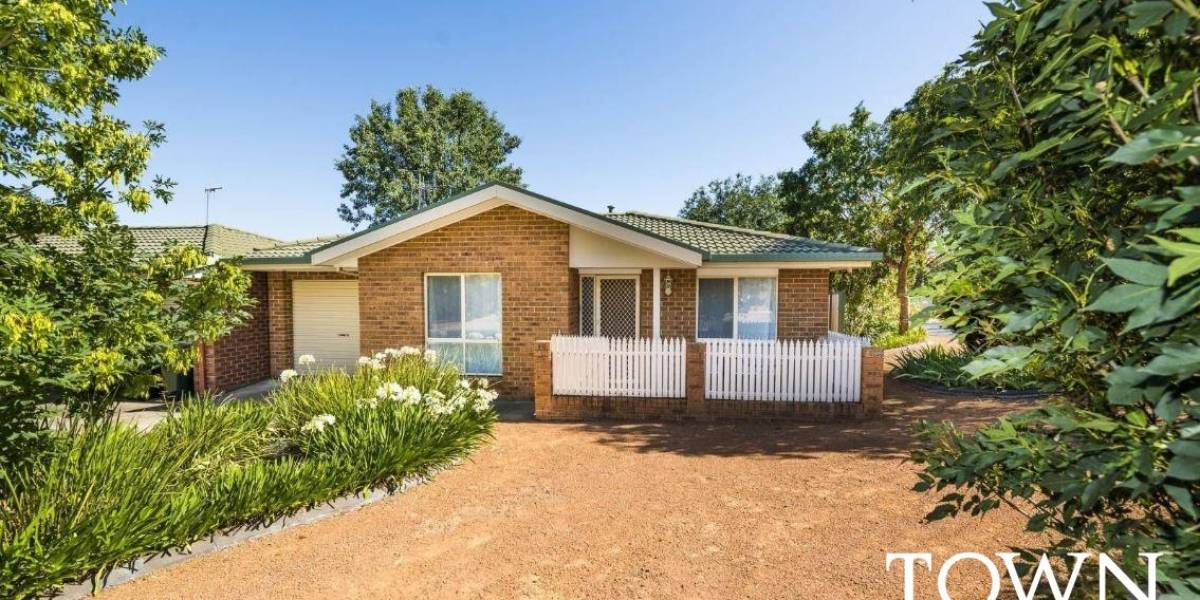 2 Slight Place, HOLT, ACT 2615 AUS