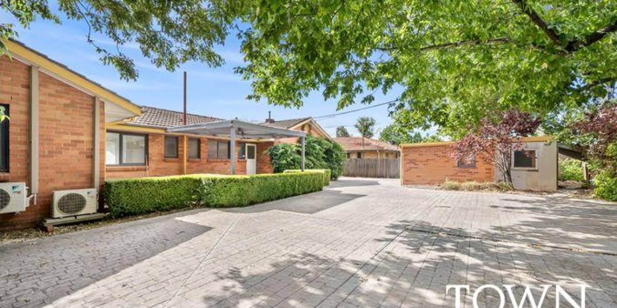 67 Kent Street, DEAKIN, ACT 2600 AUS