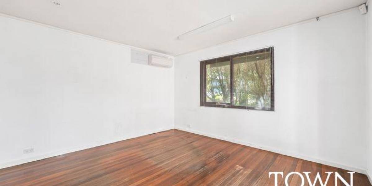 67 Kent Street, DEAKIN, ACT 2600 AUS