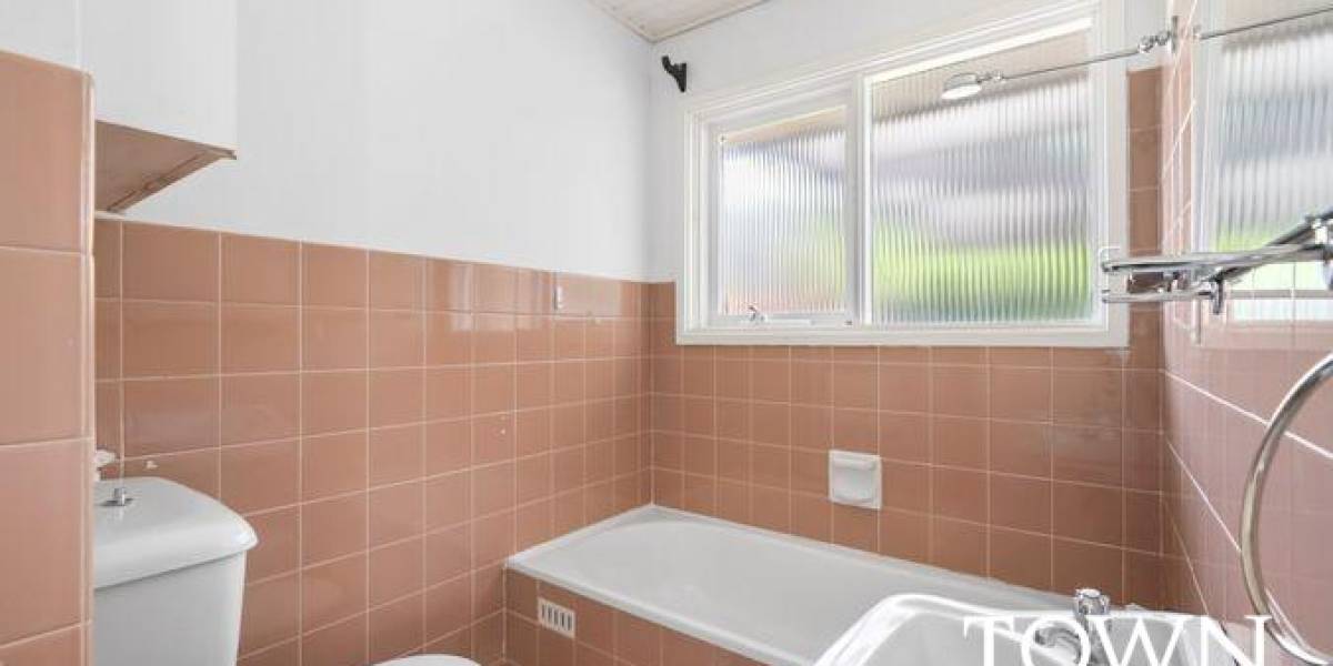 67 Kent Street, DEAKIN, ACT 2600 AUS