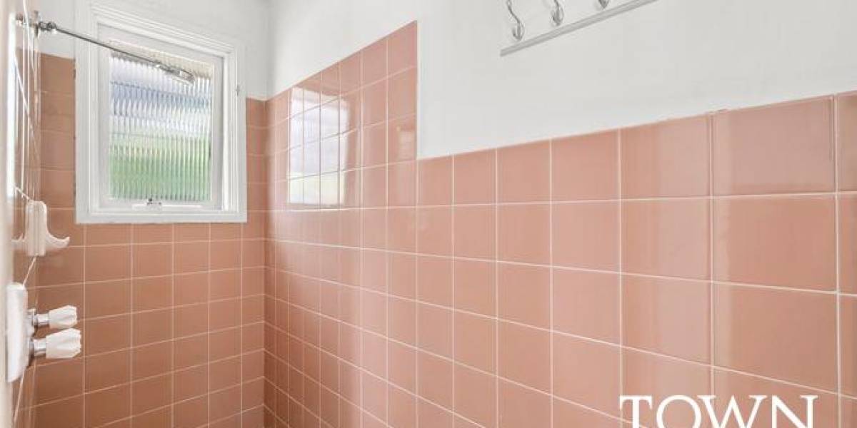 67 Kent Street, DEAKIN, ACT 2600 AUS