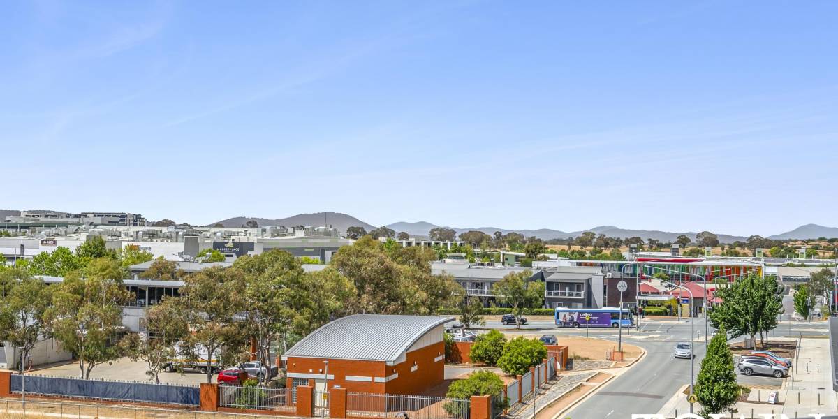 305/102 swain street, GUNGAHLIN, ACT 2912 AUS